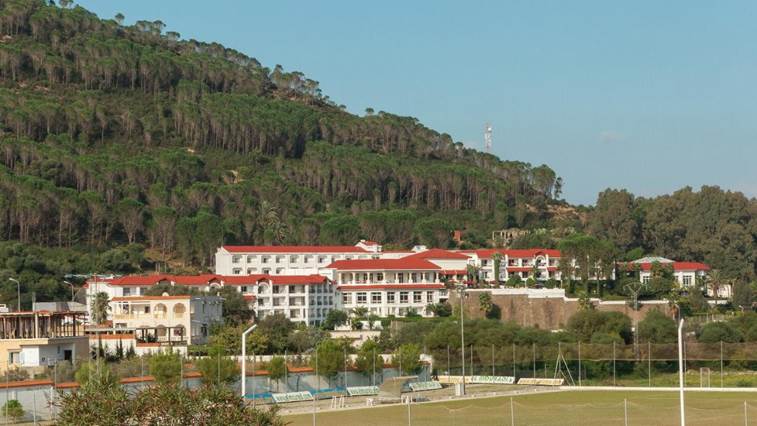 Hammam Bourguiba, thermal spa in Kroumirie forest, wellness building surrounded by greenery