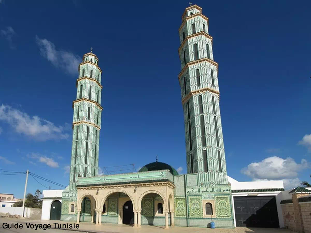 Image of the Green Mosque